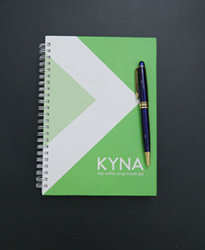 in-so-tay-bia-cung-lo-xo-kyna